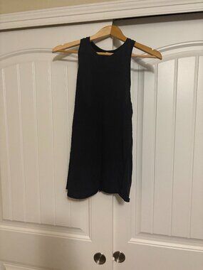 Lululemon Open Back Tank Top Estimated Size 4 Black Lightweight Criss Cross